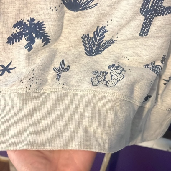 H&M Cute Cactus Succulent Sweatshirt! - Picture 5 of 5